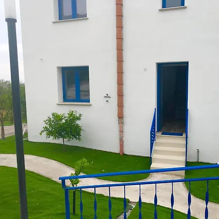 Saint Nicholas Cove - Nostra Daire
